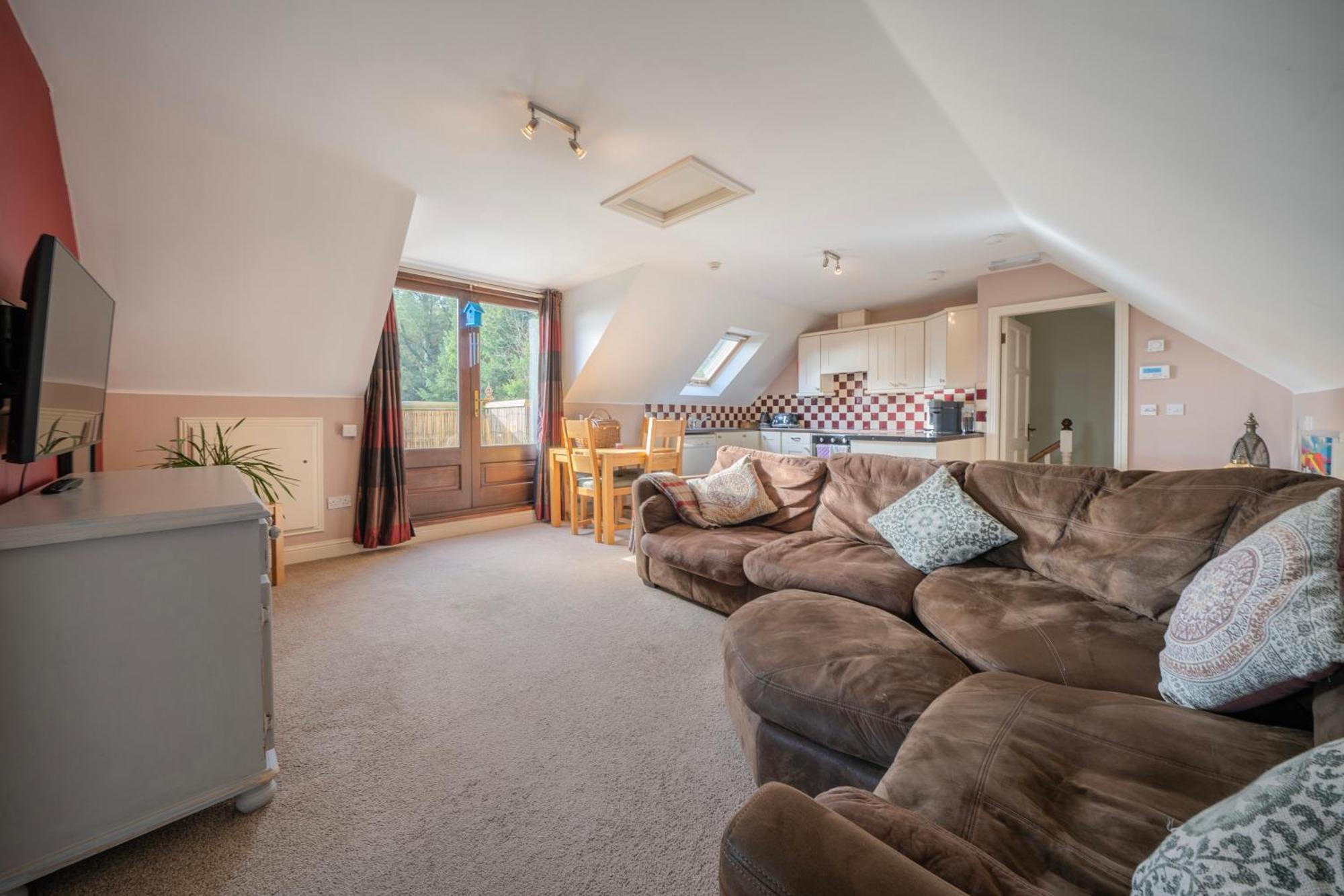 The Bird House - Coastal Lodge In Lovely Forest Setting Nr. Kinsale Cork Kültér fotó